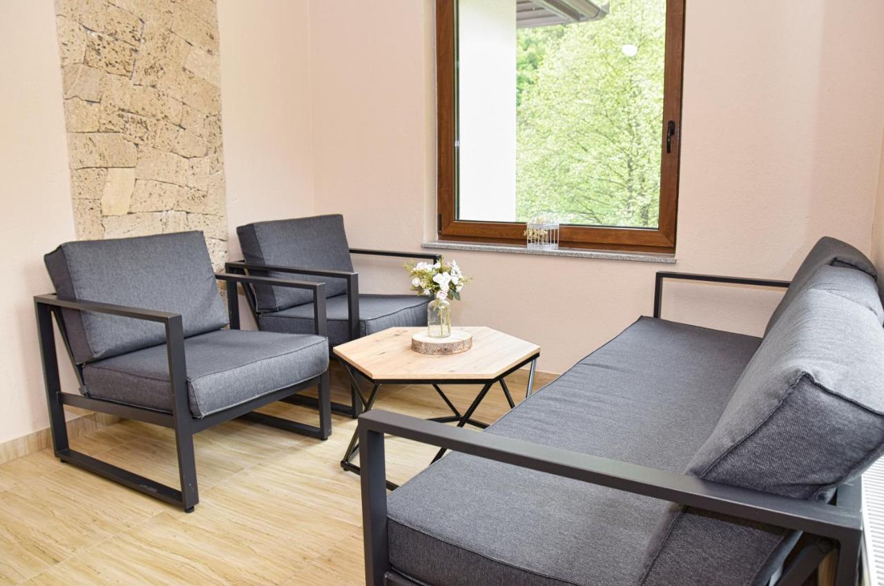 Motel Konoba Slapovi Jajce Zewnętrze zdjęcie