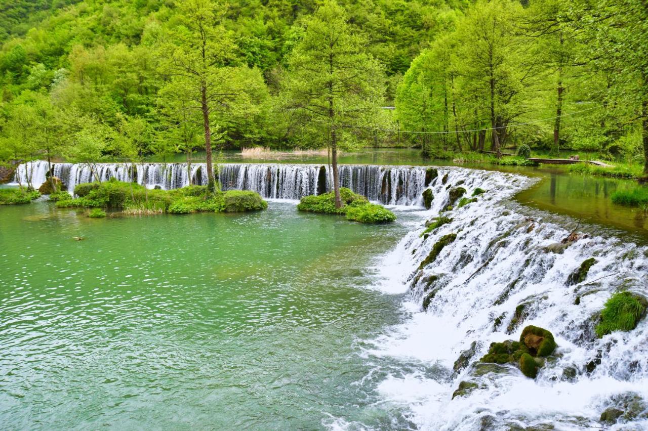 Motel Konoba Slapovi Jajce Zewnętrze zdjęcie
