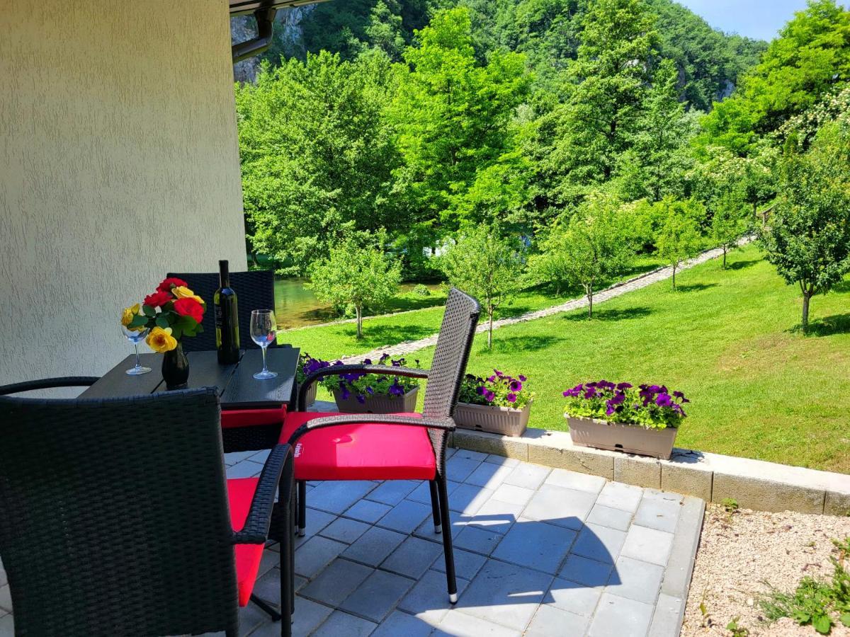 Motel Konoba Slapovi Jajce Zewnętrze zdjęcie