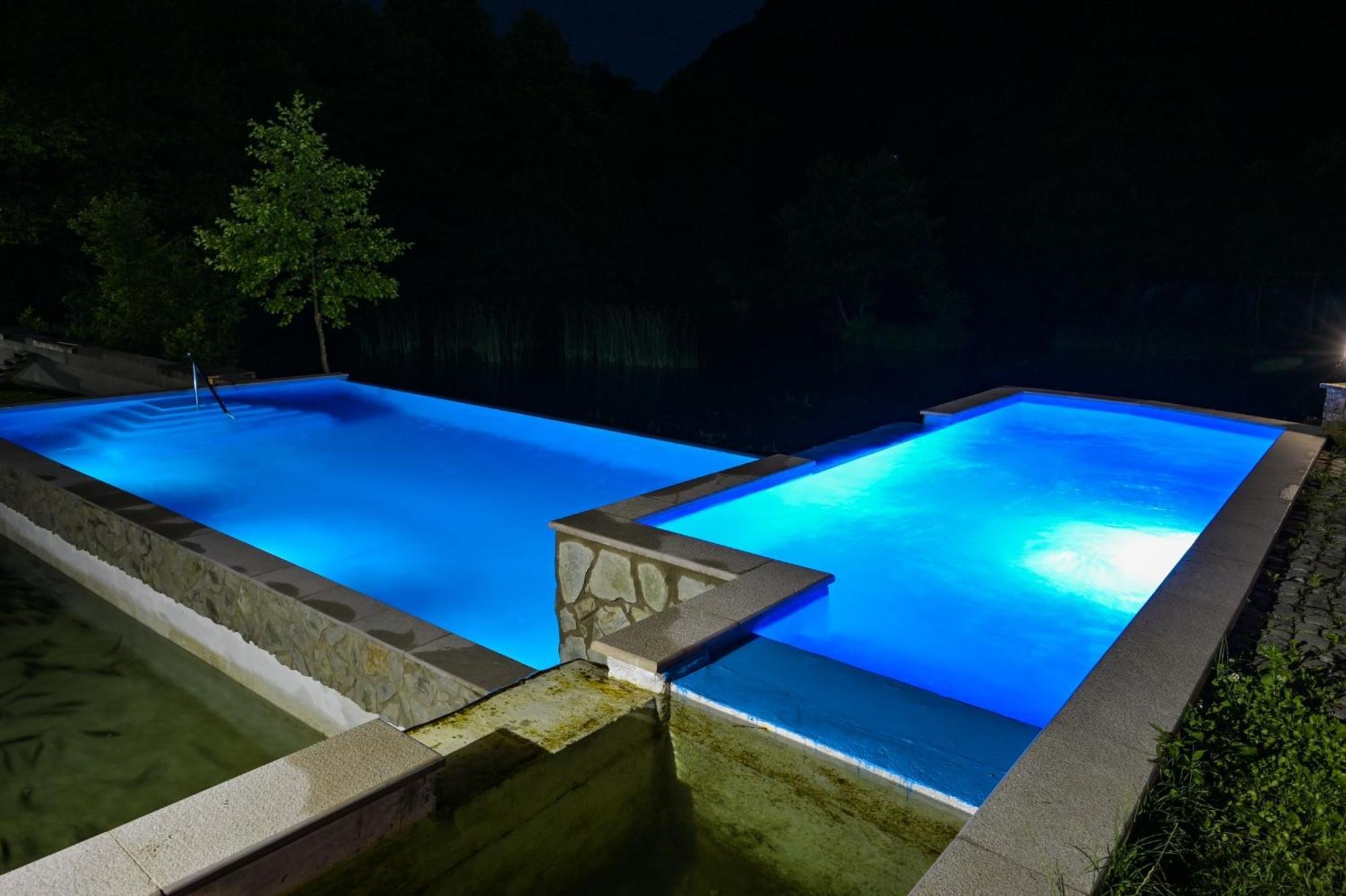 Motel Konoba Slapovi Jajce Zewnętrze zdjęcie