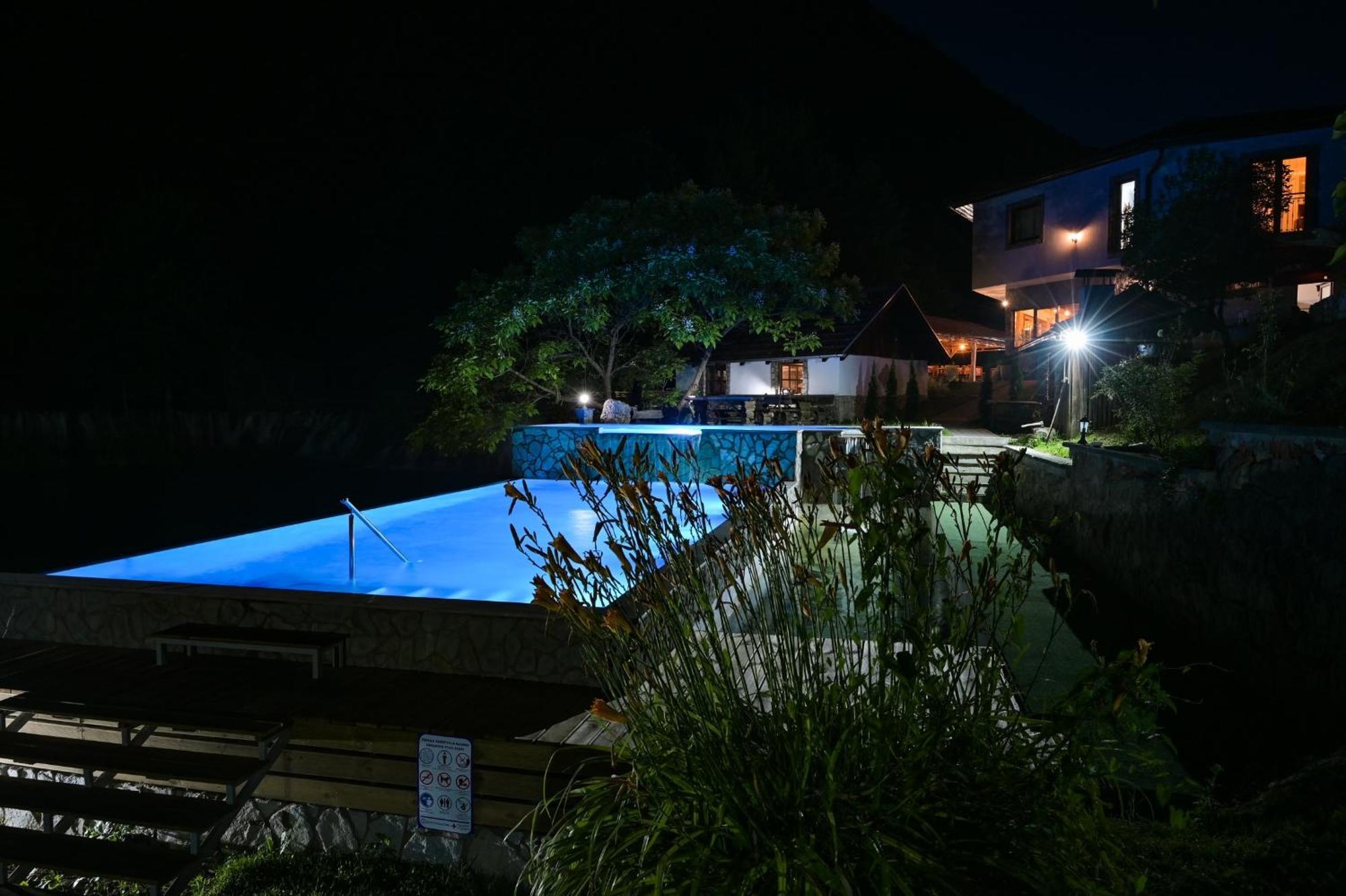 Motel Konoba Slapovi Jajce Zewnętrze zdjęcie