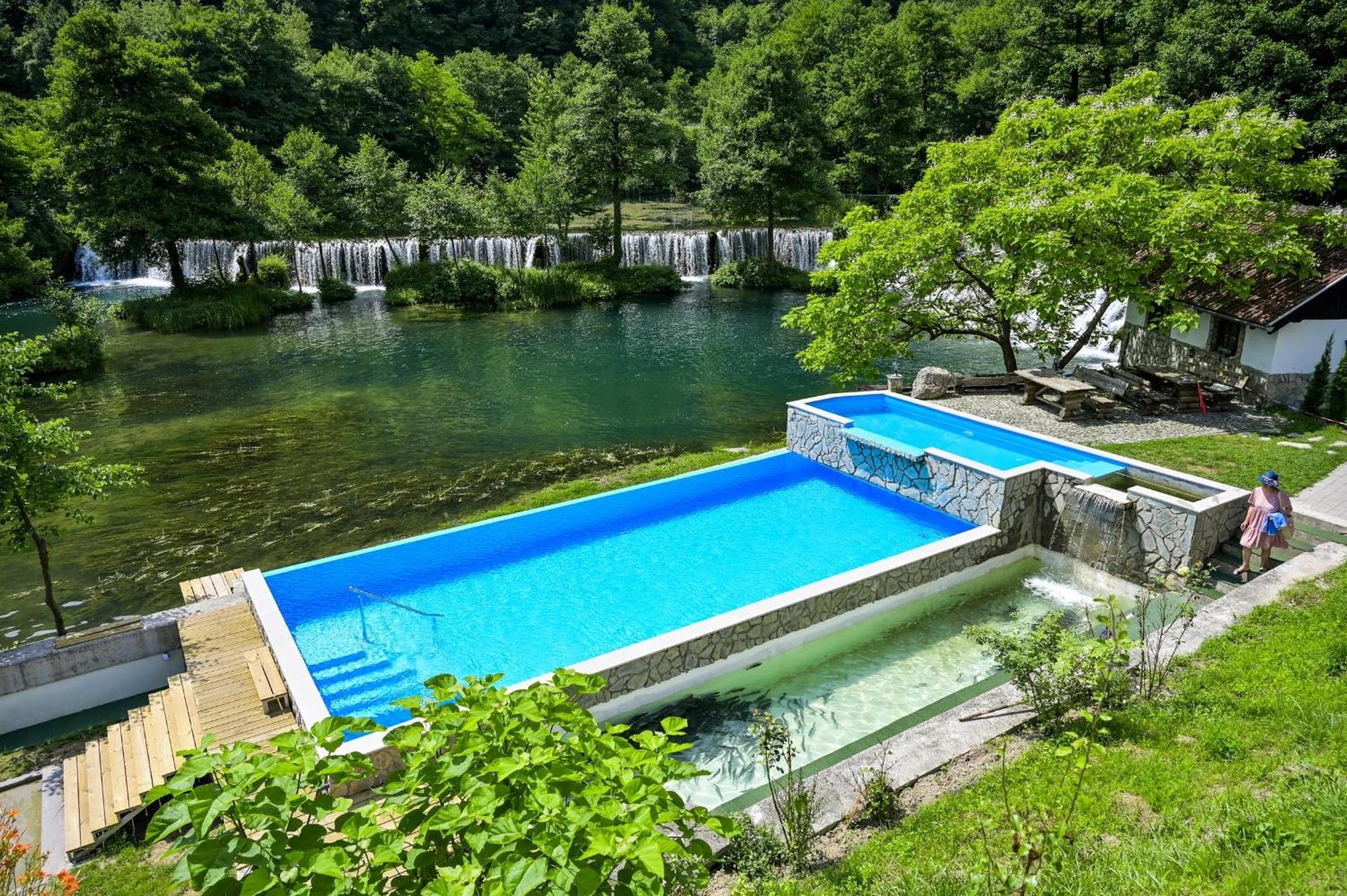 Motel Konoba Slapovi Jajce Zewnętrze zdjęcie